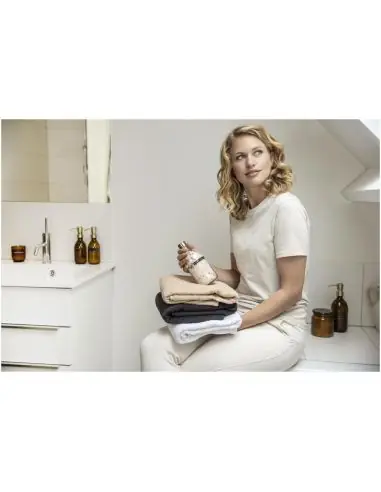 Vela perfumada de 650 g con fragancia de madera...