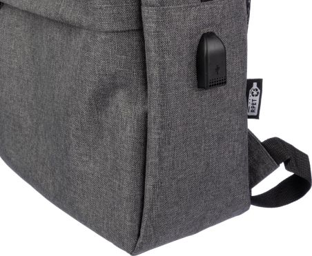 Mochila RPET 600D para portátil con USB