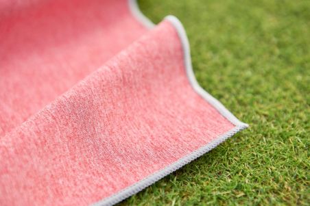 Toalla golf RPET con bolsillo pelota