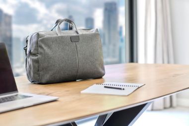 Bolsa maletín BrandCharger Metro RPET 16"