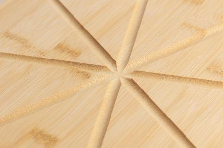 Set pizza bambú con tabla, cortador y espátula