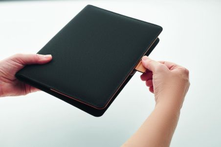 Portadocumentos A5 de RPET Ecológico Personalizado 7MO2360