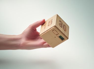 Reloj despertador giratorio Ecológico...