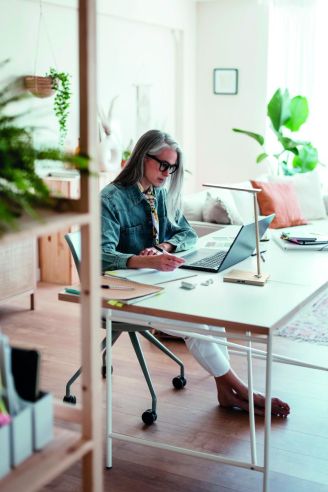 Lampara sobremesa cargador 15W Ecológica...