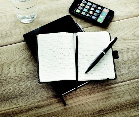 Libreta A6 con bolígrafo Ecológica Personalizada 7MO8109