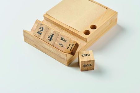 Calendario sobremesa de bambú Ecológica Personalizada 7MO2250