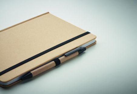 Libreta A5 en cartón reciclado Ecológica Personalizada 7MO2396