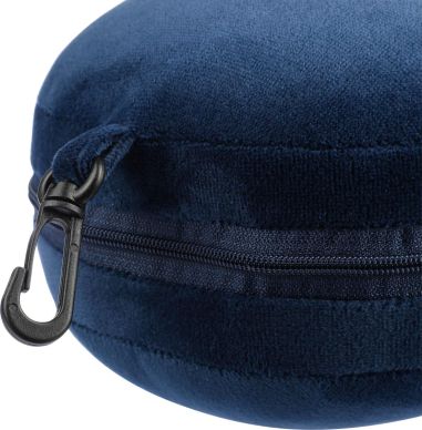 Almohada viaje con antifaz poliéster mosquetón PP
