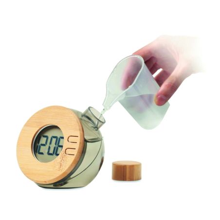 Reloj LCD de bambú con agua y sal