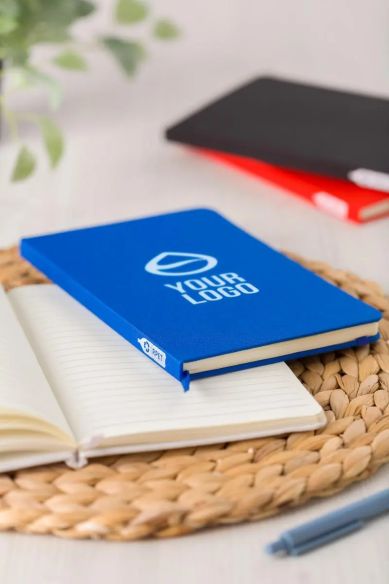 Cuaderno A5 RPET y PU 80 páginas