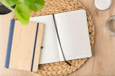 Cuaderno A5 tapa bambú 96 páginas