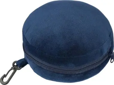 Almohada viaje con antifaz poliéster mosquetón PP