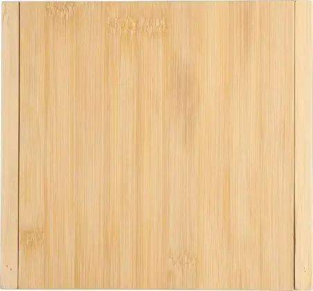 Tabla de quesos de bambú con cubiertos