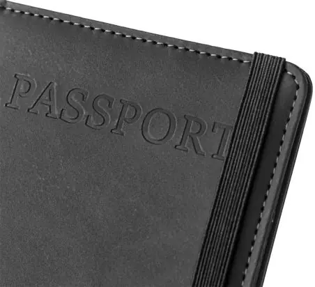 Set porta pasaporte PU reciclado y etiqueta