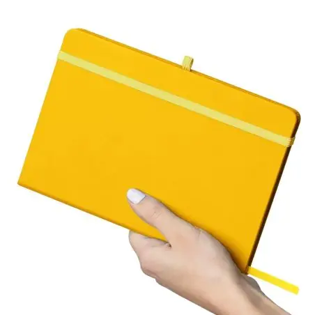 Cuaderno PU reciclado A5 80p 70gsm FSC grabado relieve
