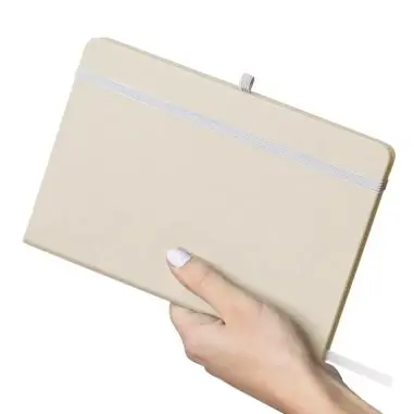 Cuaderno PU reciclado A5 80p 70gsm FSC grabado relieve