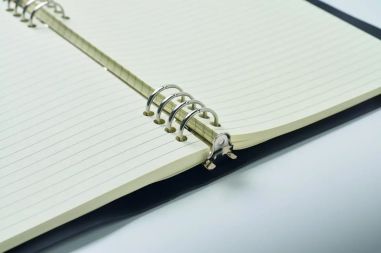 Cuaderno A5 recargable de espiral con cubierta PU reciclado