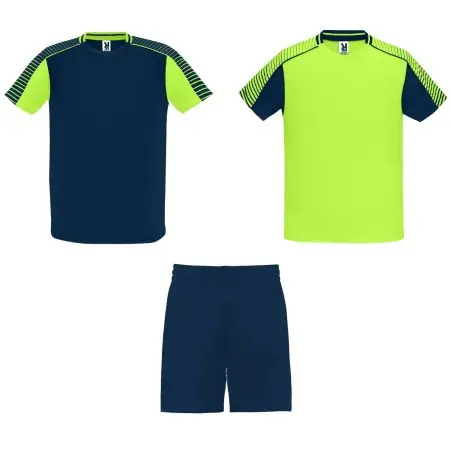 Conjunto deportivo infantil 2 camisetas pantalón corto