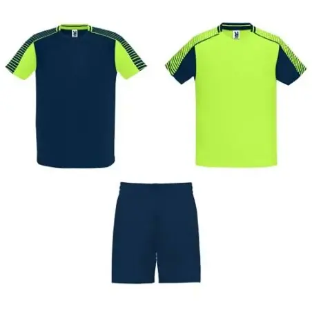 Conjunto deportivo infantil 2 camisetas pantalón corto