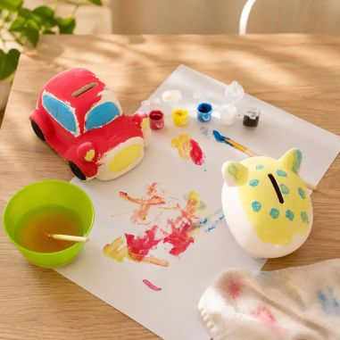 Hucha de escayola para pintar con pincel y 5 colores
