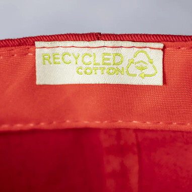 Gorra 5 paneles de algodón reciclado y RPET