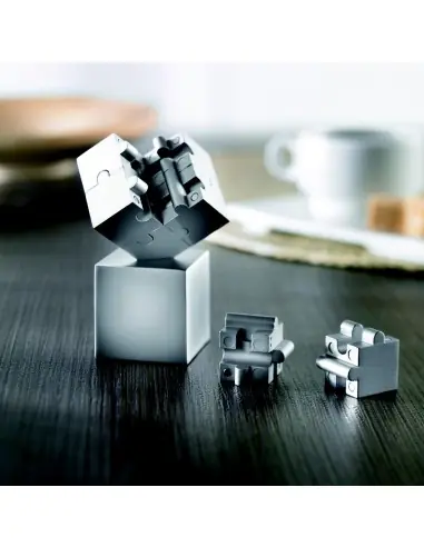 Puzzle 3D metálico y magnético 7AR1810