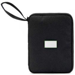 En la placa de metal