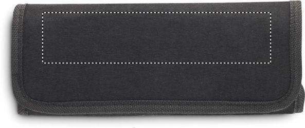 POUCH