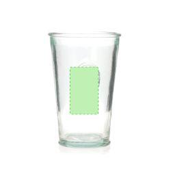 En el frente del vaso