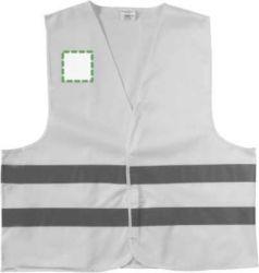 Logo en la parte derecha del pecho